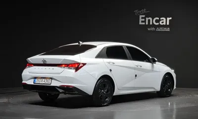 Hyundai Avante 2023, 48331 км, за 14657.99 USD