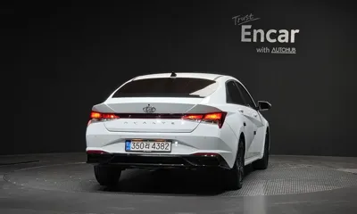 Hyundai Avante 2023, 48331 км, за 14657.99 USD