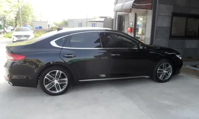 Hyundai Grandeur 2017, 119149 км, за 9524.43 USD