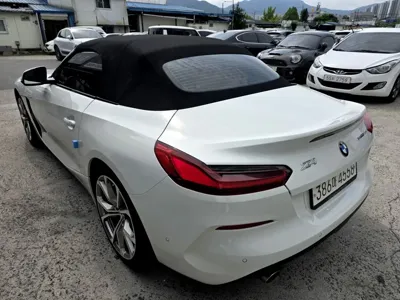 BMW Z4 2022, 75256 км, за 25928.84 USD