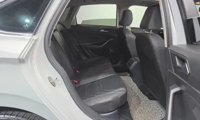 Volkswagen Jetta 2021, 8446 км, за 23730.85 USD - фото 11