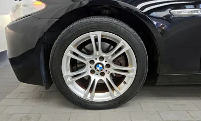 BMW 5-Series 2013, 175986 км, за 5285.76 USD