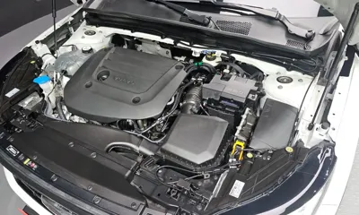 Volvo XC40 2023, 34839 км, за 23614.38 USD - фото 6