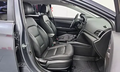 Hyundai Avante 2016, 160038 км, за 3875.46 USD - фото 10