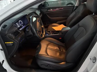 Hyundai Sonata 2015, 92390 км, за 5179.2 USD