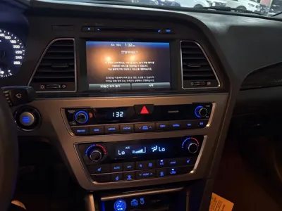 Hyundai Sonata 2015, 92390 км, за 5140.07 USD - фото 6