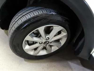 Kia Stonic 2019, 176976 км, за 4879.48 USD