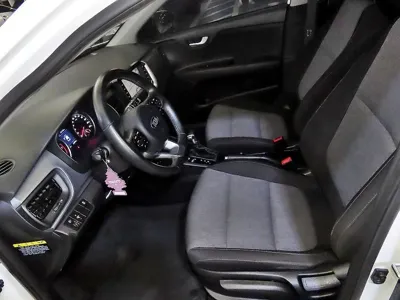 Kia Stonic 2019, 176976 км, за 4879.48 USD - фото 7