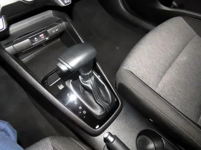 Kia Stonic 2019, 176976 км, за 4879.48 USD - фото 9