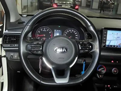 Kia Stonic 2019, 176976 км, за 4879.48 USD - фото 11