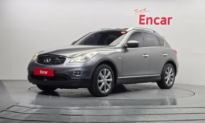Infiniti EX · 2012 год