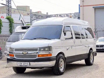 Chevrolet Express Van · 2006 год