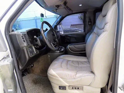 Chevrolet Express Van 2006, 183908 км, за 4269.57 USD