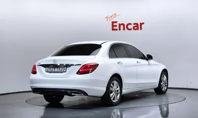 Mercedes-Benz C-Class 2020, 81615 км, за 15309.45 USD