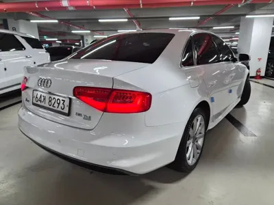 Audi A4 2015, 77225 км, за 6175.65 USD
