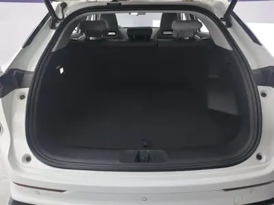 Changan UNI-Z New Energy 2025, 3300 км, за 13250.81 USD