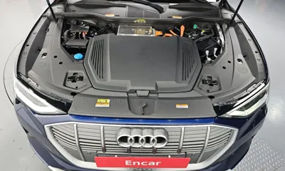 Audi e-tron 2021, 82864 км, за 28537.99 USD - фото 6