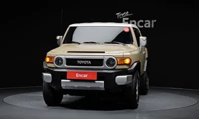 Toyota FJ Cruiser 2013, 57512 км, за 29253.06 USD