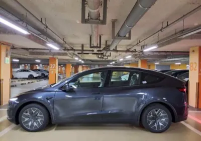 Tesla Model Y 2026, 1 км, за 33615.65 USD