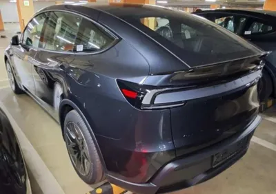 Tesla Model Y 2026, 1 км, за 33615.65 USD - фото 9