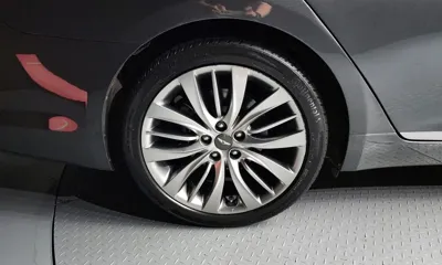 Genesis G80 2019, 104996 км, за 14105.95 USD