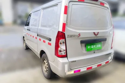 Wuling Rongguang S 2023, 72600 км, за 6488 USD