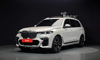 BMW X7 · 2022 год