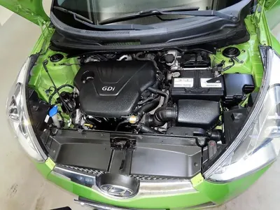 Hyundai Veloster 2012, 124951 км, за 1983.08 USD - фото 19