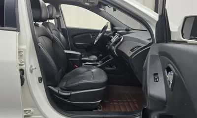 Hyundai Tucson 2012, 179765 км, за 3931.99 USD - фото 11