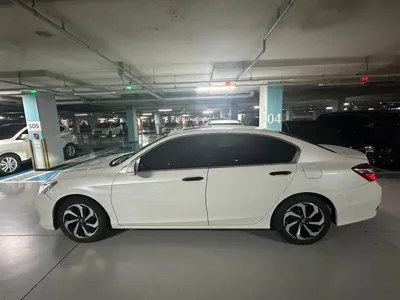 Honda Accord · 2017 год