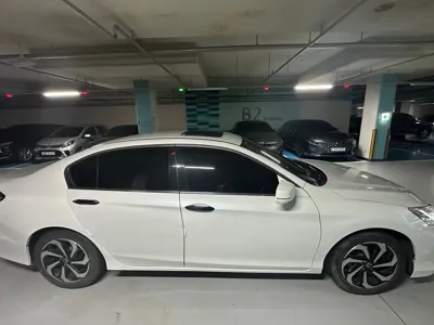 Honda Accord 2017, 134400 км, за 6081.44 USD