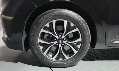 Kia Canival 2023, 79610 км, за 18171.62 USD