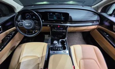 Kia Canival 2023, 79610 км, за 18171.62 USD - фото 7