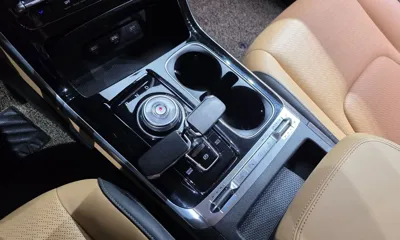 Kia Canival 2023, 79610 км, за 18171.62 USD - фото 9