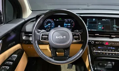 Kia Canival 2023, 79610 км, за 18171.62 USD - фото 14