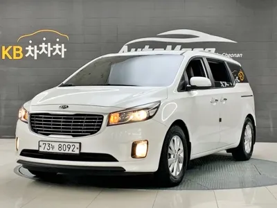Kia Canival · 2015 год