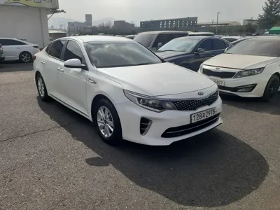 Kia K5 2017, 172206 км, за 3907.01 USD