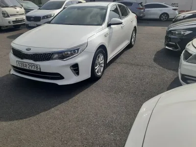 Kia K5 2017, 172206 км, за 3907.01 USD