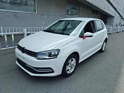Volkswagen Polo 2016, 82600 км, за 3051.77 USD