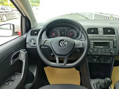 Volkswagen Polo 2016, 82600 км, за 3051.77 USD - фото 11