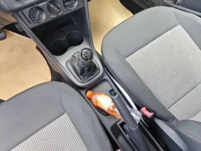 Volkswagen Polo 2016, 82600 км, за 3051.77 USD - фото 14