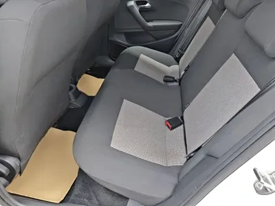 Volkswagen Polo 2016, 82600 км, за 3051.77 USD - фото 17