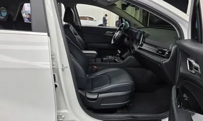 Kia Sportage 2023, 58576 км, за 15791.21 USD - фото 11