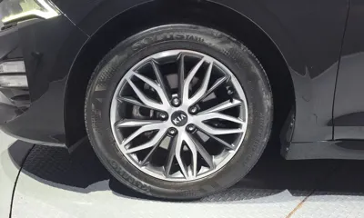 Kia K5 2020, 95077 км, за 10423.46 USD