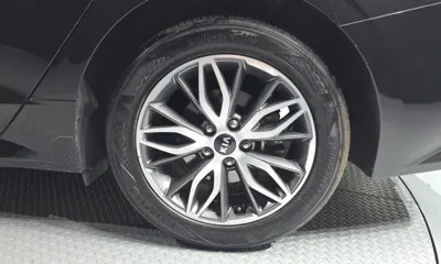 Kia K5 2020, 95077 км, за 10423.46 USD - фото 21