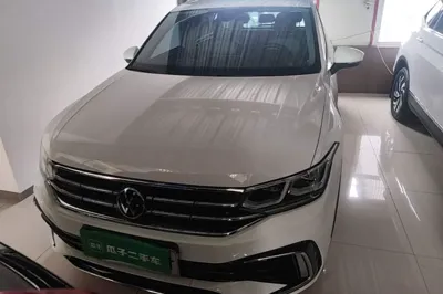 Volkswagen Tiguan L New Energy 2023, 36900 км, за 22610 USD