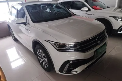 Volkswagen Tiguan L New Energy 2023, 36900 км, за 22610 USD