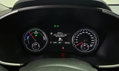 Hyundai Santafe 2022, 45245 км, за 19821.6 USD - фото 8
