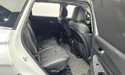 Hyundai Santafe 2022, 45245 км, за 19821.6 USD - фото 12