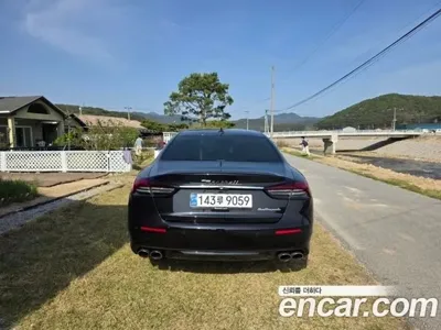 Maserati Quattroporte 2020, 32000 км, за 34128.57 USD